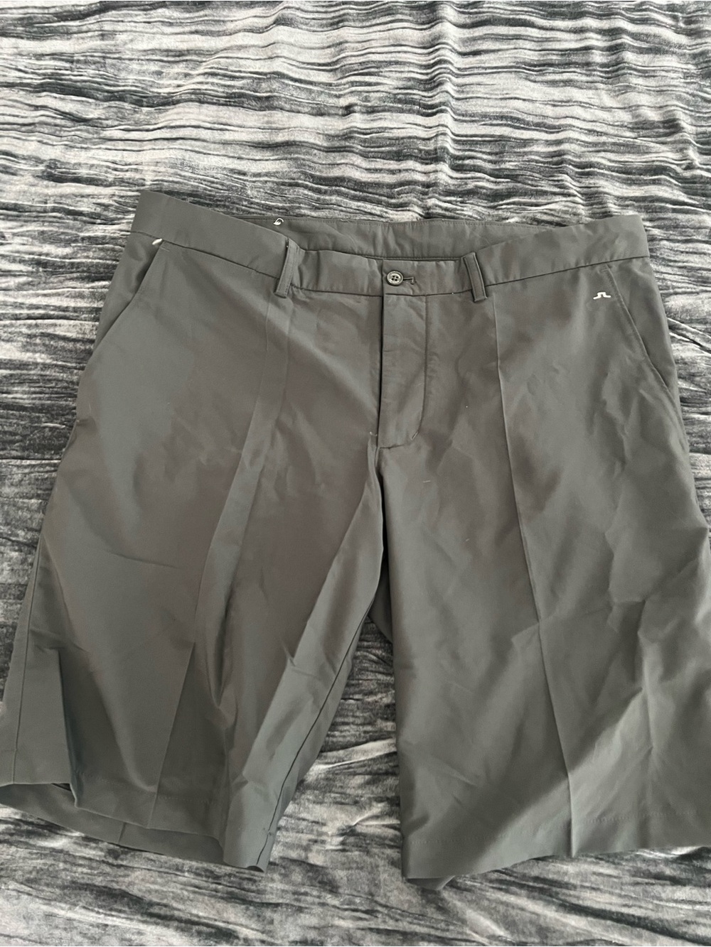 J.Lindeberg Men's Golf Shorts - Dark Gray size 36